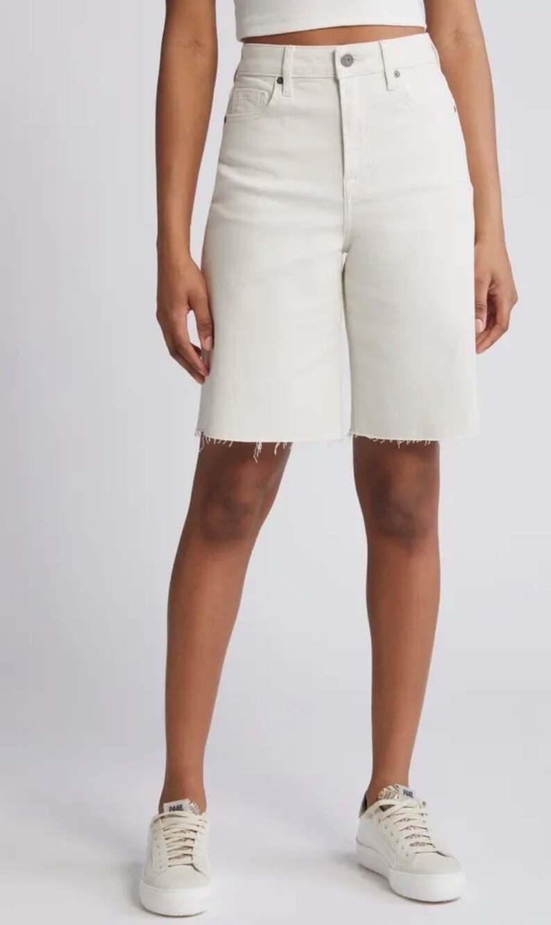 Hidden Los Angeles Off-White Denim Bermuda Shorts Size M